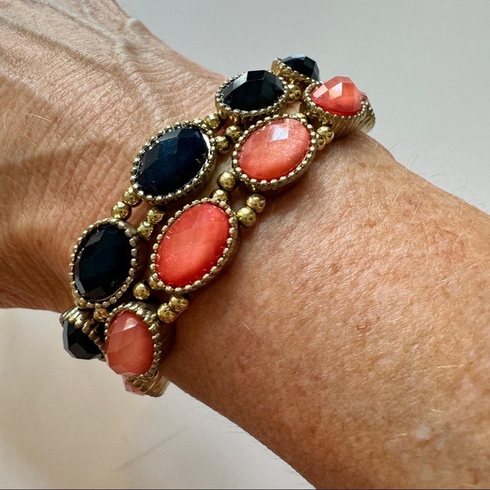 Charming Charlie - Elasticated Bracelets in Navy Blue and Coral - Picture 2 of 5